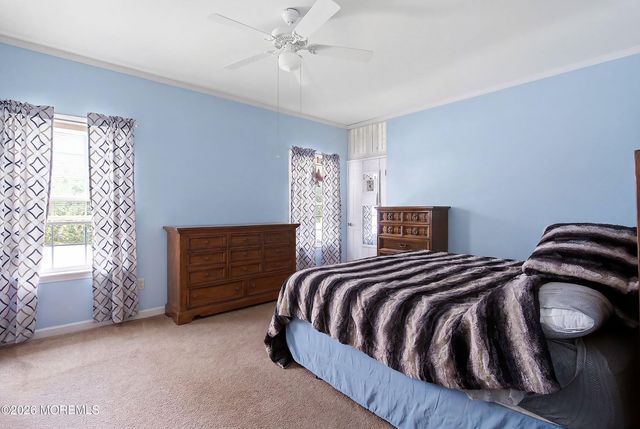 19 Bay Parkway, Waretown, NJ 08758