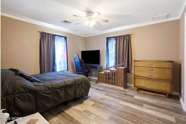 19 Bay Parkway, Waretown, NJ 08758