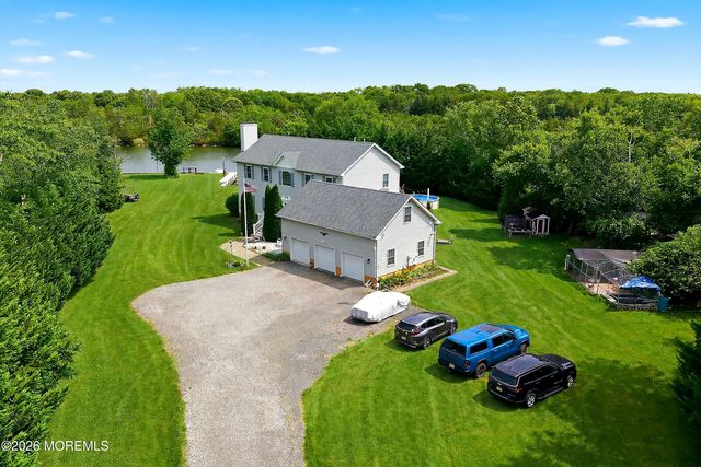 19 Bay Parkway, Waretown, NJ 08758