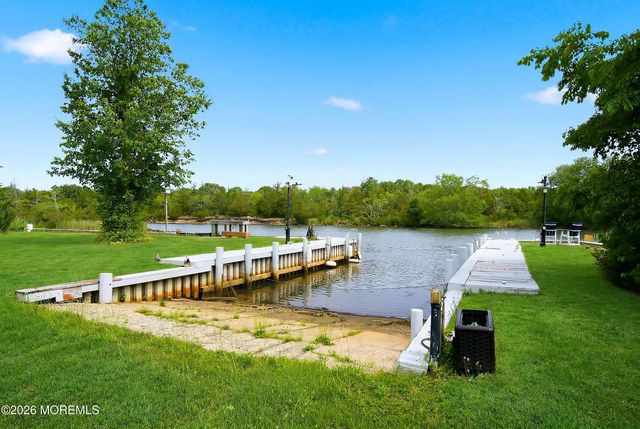 19 Bay Parkway, Waretown, NJ 08758