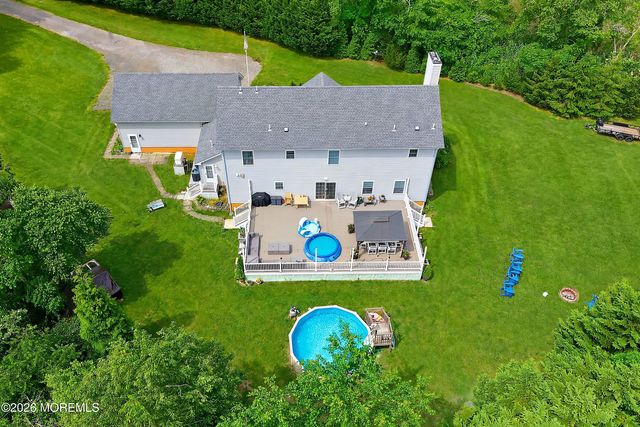 19 Bay Parkway, Waretown, NJ 08758