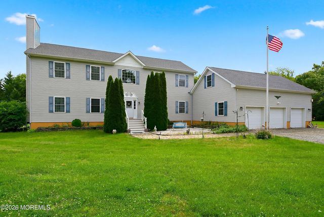 19 Bay Parkway, Waretown, NJ 08758
