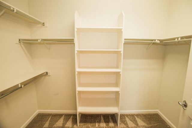 7824 Barnsley Way, Elk Grove, CA 95757