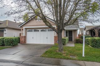 7824 Barnsley Way, Elk Grove, CA 95757