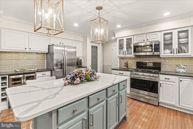 4042 LOMAR, Mount Airy, MD 21771