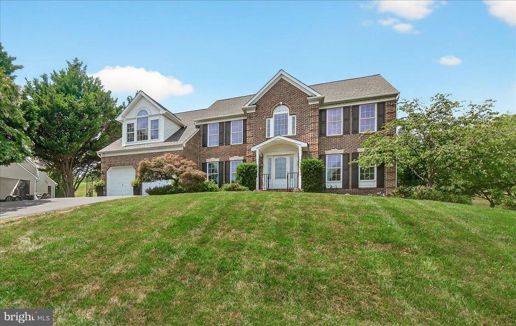 4042 LOMAR, Mount Airy, MD 21771