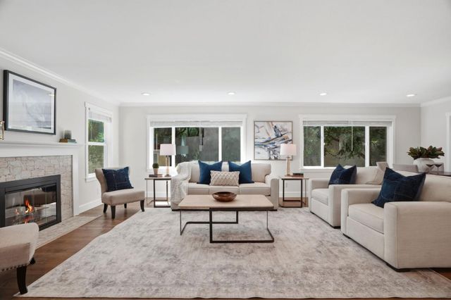 17250 Pine Avenue, Los Gatos, CA 95032