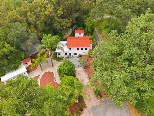 17250 Pine Avenue, Los Gatos, CA 95032