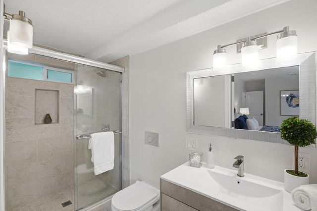 17250 Pine Avenue, Los Gatos, CA 95032