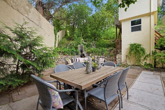 17250 Pine Avenue, Los Gatos, CA 95032