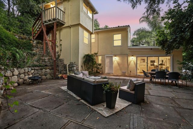 17250 Pine Avenue, Los Gatos, CA 95032