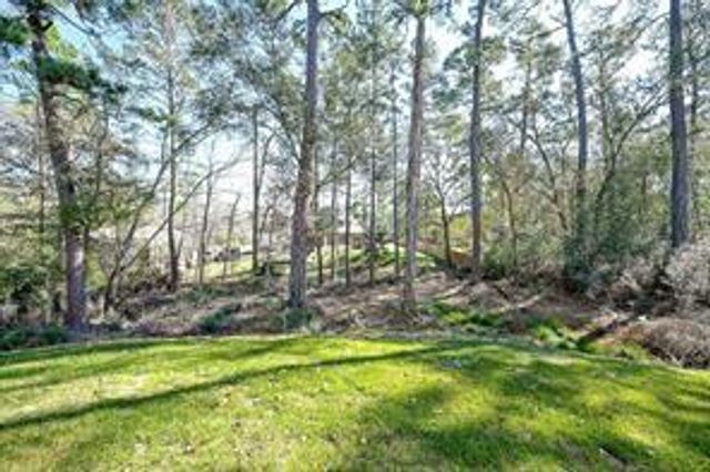714 Autumn Lane, Livingston, TX 77351