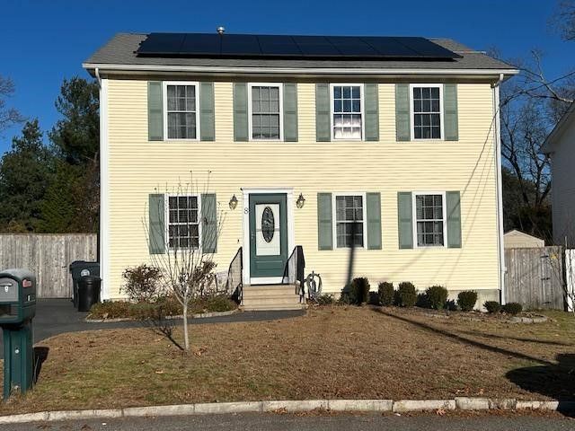 8 Byron Boulevard, Warwick, RI 02888