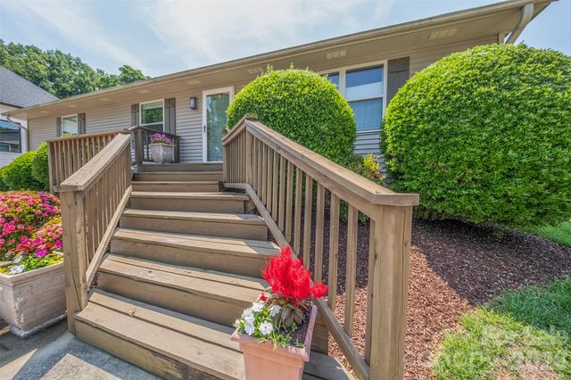 21205 Rio Oro Drive, Cornelius, NC 28031