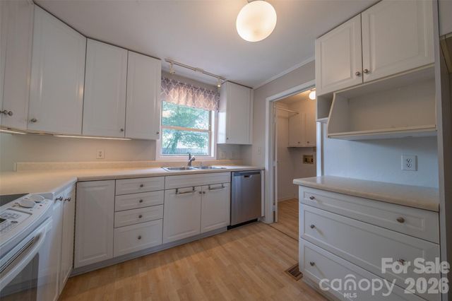 21205 Rio Oro Drive, Cornelius, NC 28031