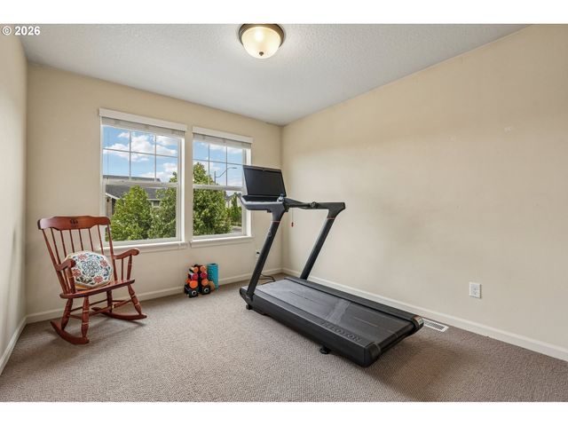368 N GREEN GABLES Loop, Ridgefield, WA 98642