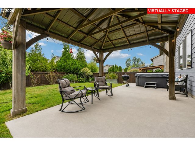 368 N GREEN GABLES Loop, Ridgefield, WA 98642
