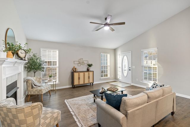 1846 Cannondale Loop, Chattanooga, TN 37421