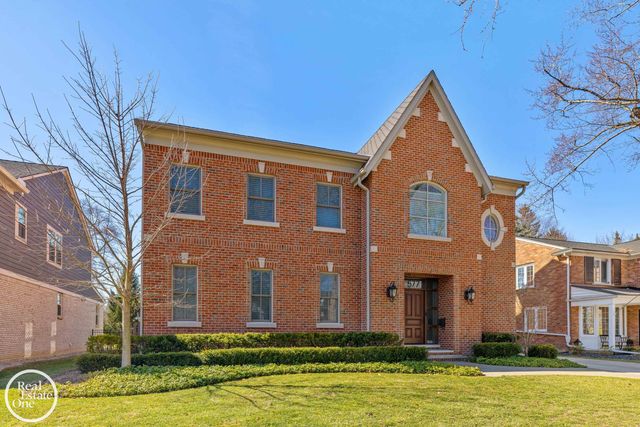 577 Washington Road, Grosse Pointe, MI 48230