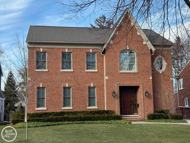 577 Washington Road, Grosse Pointe, MI 48230