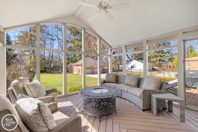 577 Washington Road, Grosse Pointe, MI 48230