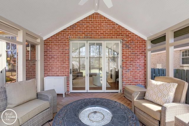 577 Washington Road, Grosse Pointe, MI 48230