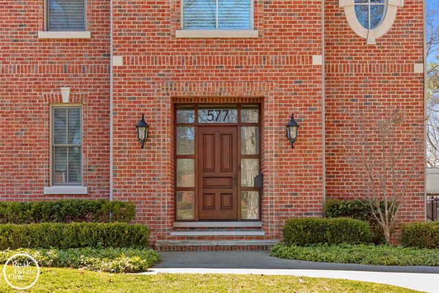 577 Washington Road, Grosse Pointe, MI 48230