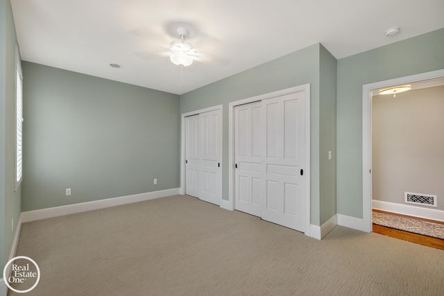 577 Washington Road, Grosse Pointe, MI 48230