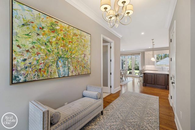 577 Washington Road, Grosse Pointe, MI 48230