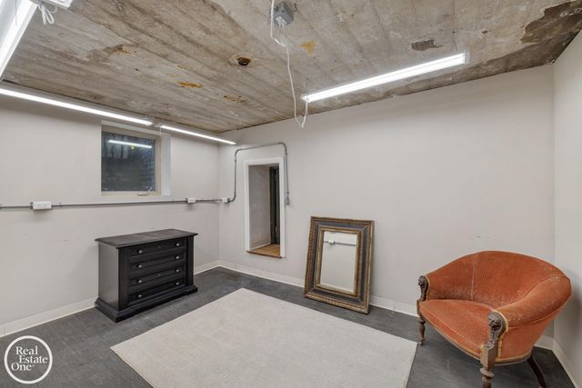 577 Washington Road, Grosse Pointe, MI 48230