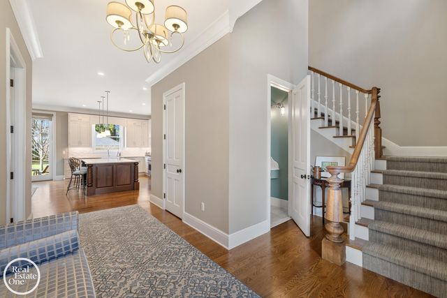 577 Washington Road, Grosse Pointe, MI 48230