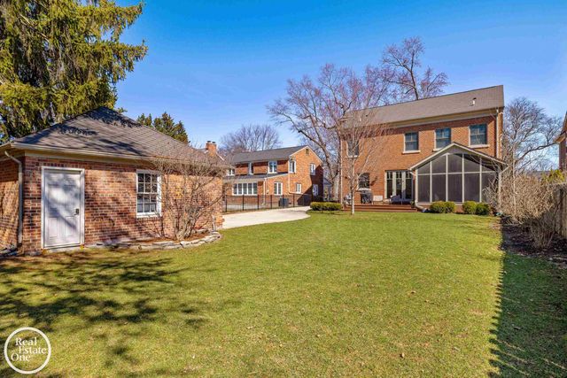 577 Washington Road, Grosse Pointe, MI 48230