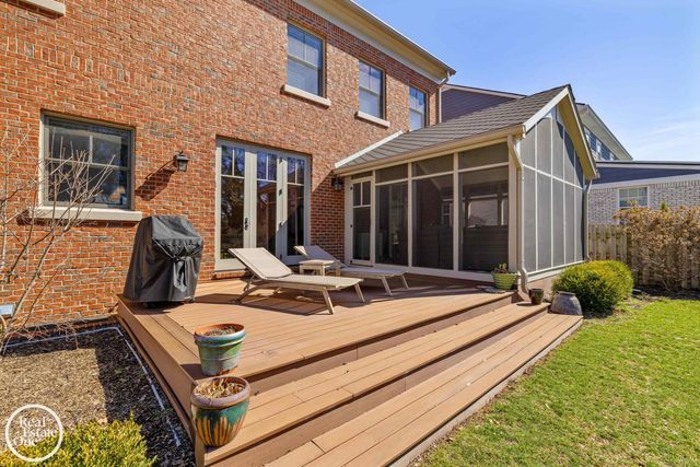 577 Washington Road, Grosse Pointe, MI 48230