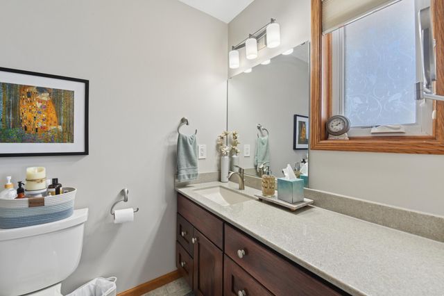 2201 Fisher Court NW, Rochester, MN 55901