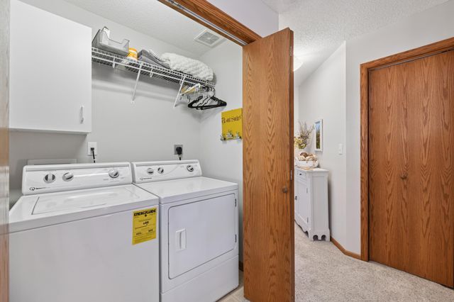 2201 Fisher Court NW, Rochester, MN 55901