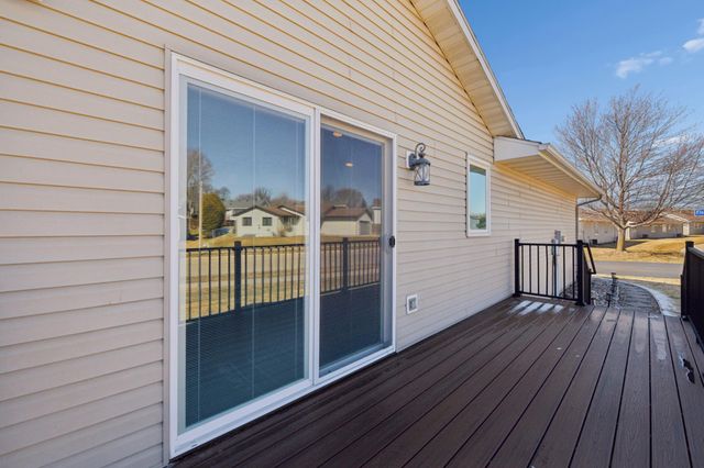 2201 Fisher Court NW, Rochester, MN 55901