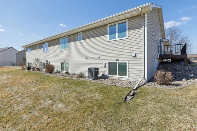 2201 Fisher Court NW, Rochester, MN 55901