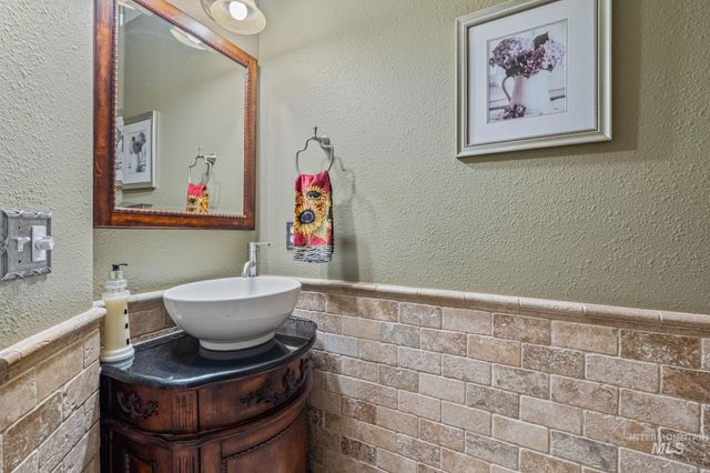 1820 N Princeton Way, Eagle, ID 83616