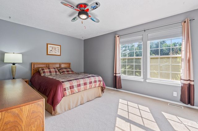 1820 N Princeton Way, Eagle, ID 83616