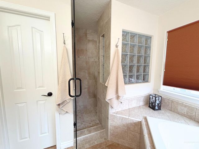 1820 N Princeton Way, Eagle, ID 83616