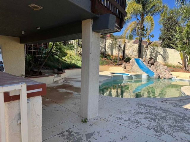 2050 Via Del Torrie, Alpine, CA 91901