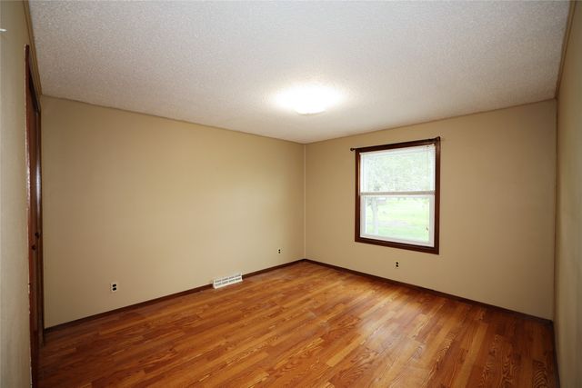 912 College Street, Boone, IA 50036