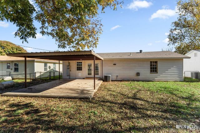 1112 BISHOP ROAD, Burkburnett, TX 76354