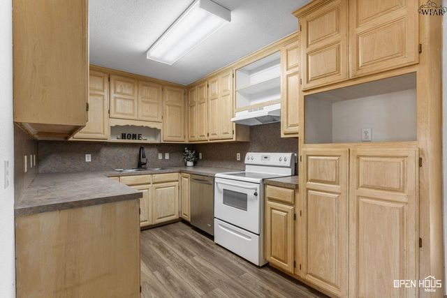 1112 BISHOP ROAD, Burkburnett, TX 76354