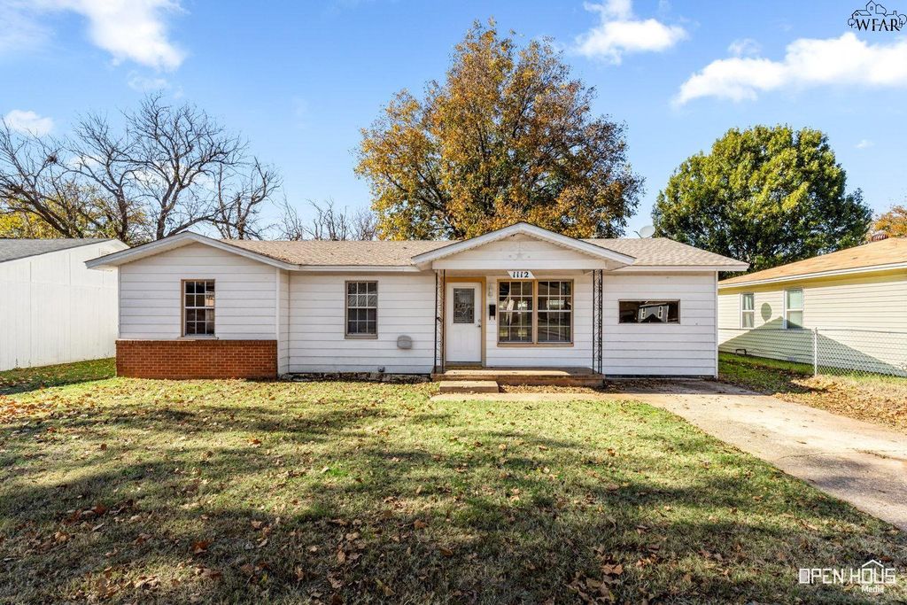 1112 BISHOP ROAD, Burkburnett, TX 76354