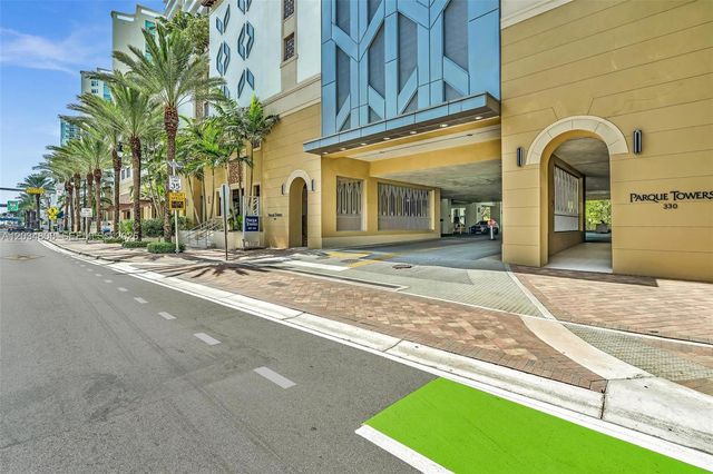 300 Sunny Isles Blvd 4-502, Sunny Isles Beach, FL 33160
