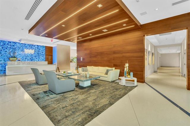 300 Sunny Isles Blvd 4-502, Sunny Isles Beach, FL 33160