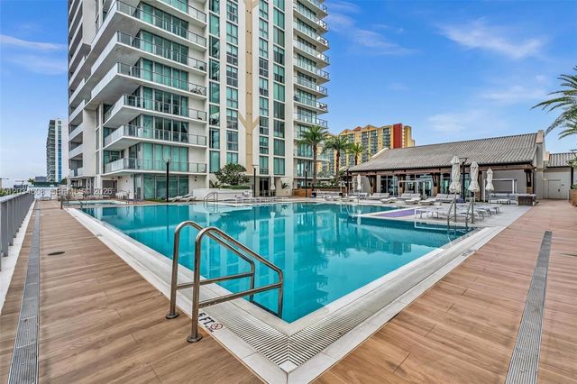 300 Sunny Isles Blvd 4-502, Sunny Isles Beach, FL 33160