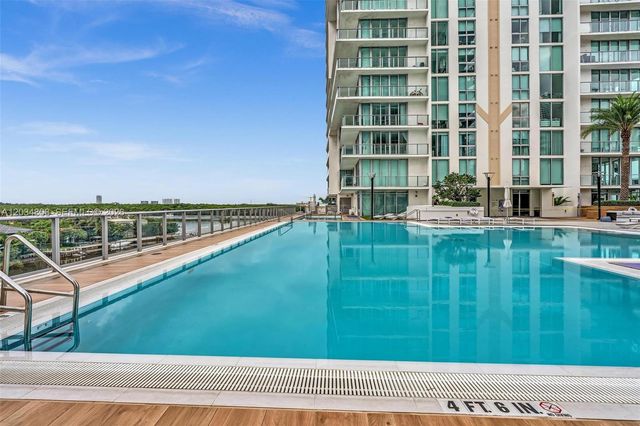 300 Sunny Isles Blvd 4-502, Sunny Isles Beach, FL 33160