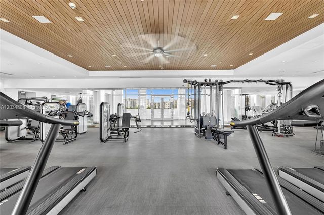 300 Sunny Isles Blvd 4-502, Sunny Isles Beach, FL 33160